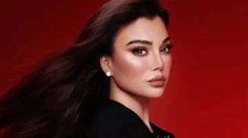 إطلالة باريسية.. هيفاء وهبي تخطف الأنظار في عرض أزياء المصمم طوني ورد